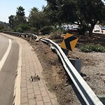 Damaged Guardrail at 1019–1099 Washington Pl