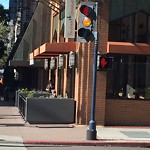 Signal Facing Wrong Direction at 1000–1084 1st Ave